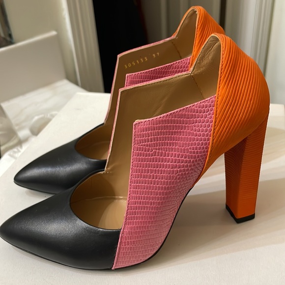 Balenciaga Geometric Colorblock Heels - Picture 3 of 7